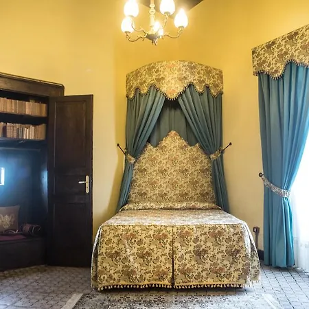 Castello Di Bed & Breakfast Caccuri
