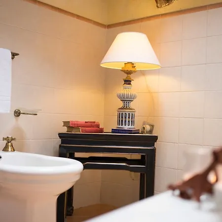 Castello Di Bed & Breakfast *