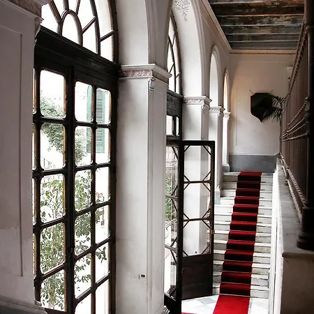 Castello Di Bed & Breakfast